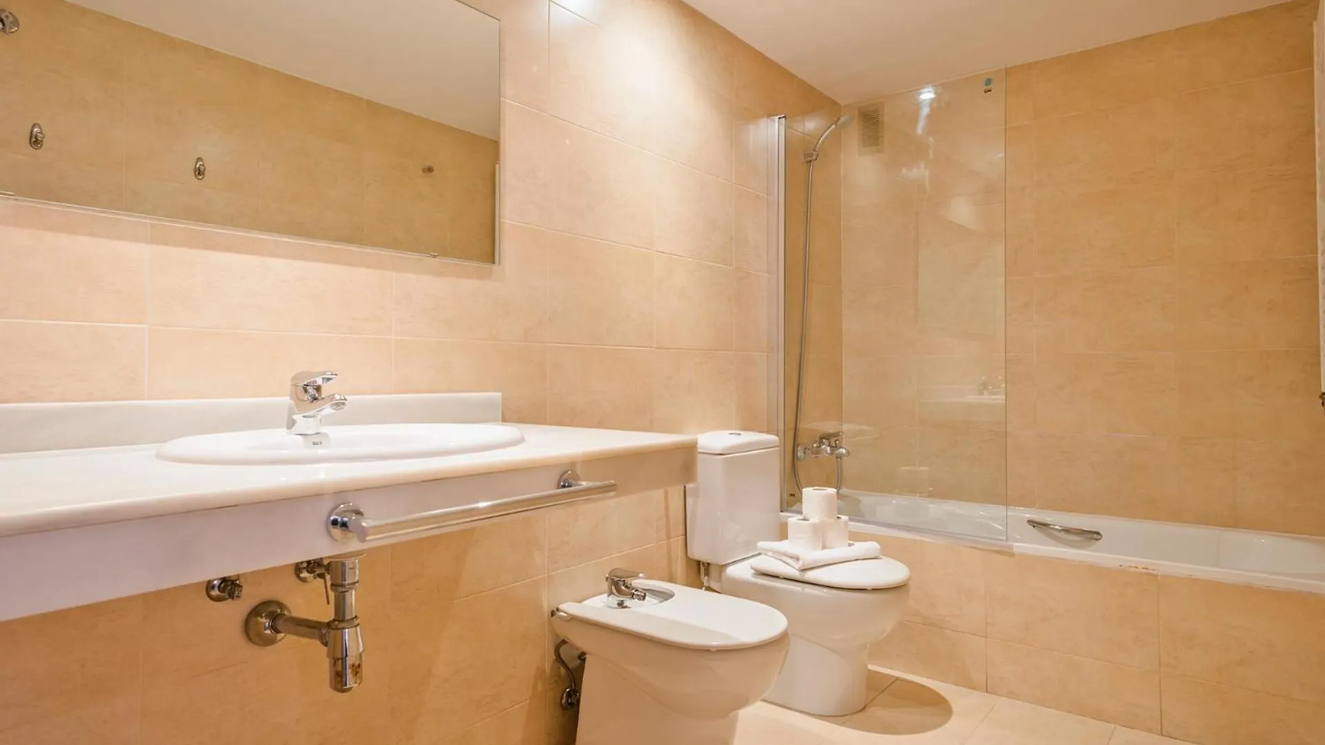 Alcam Sagrera 41 Apartman Barcelona