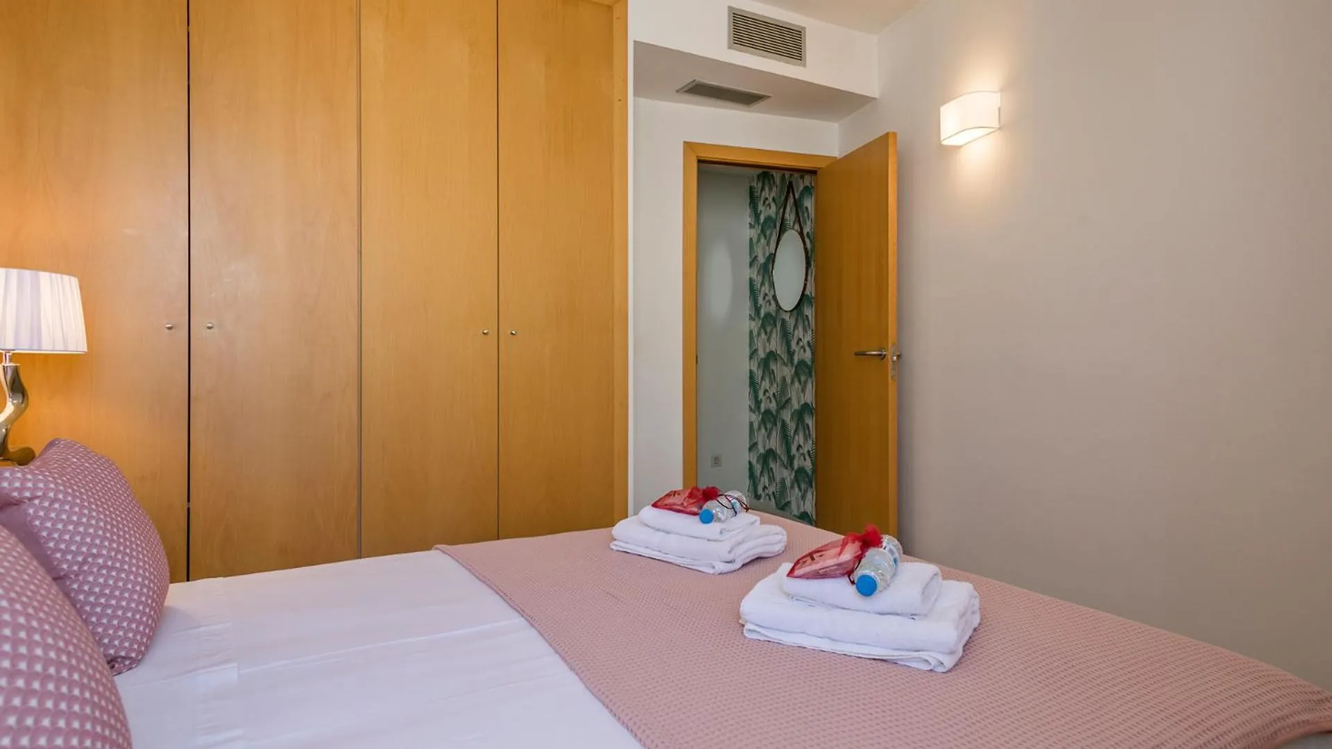 Alcam Sagrera 41 Apartman Barcelona 0*,  Spanyolország
