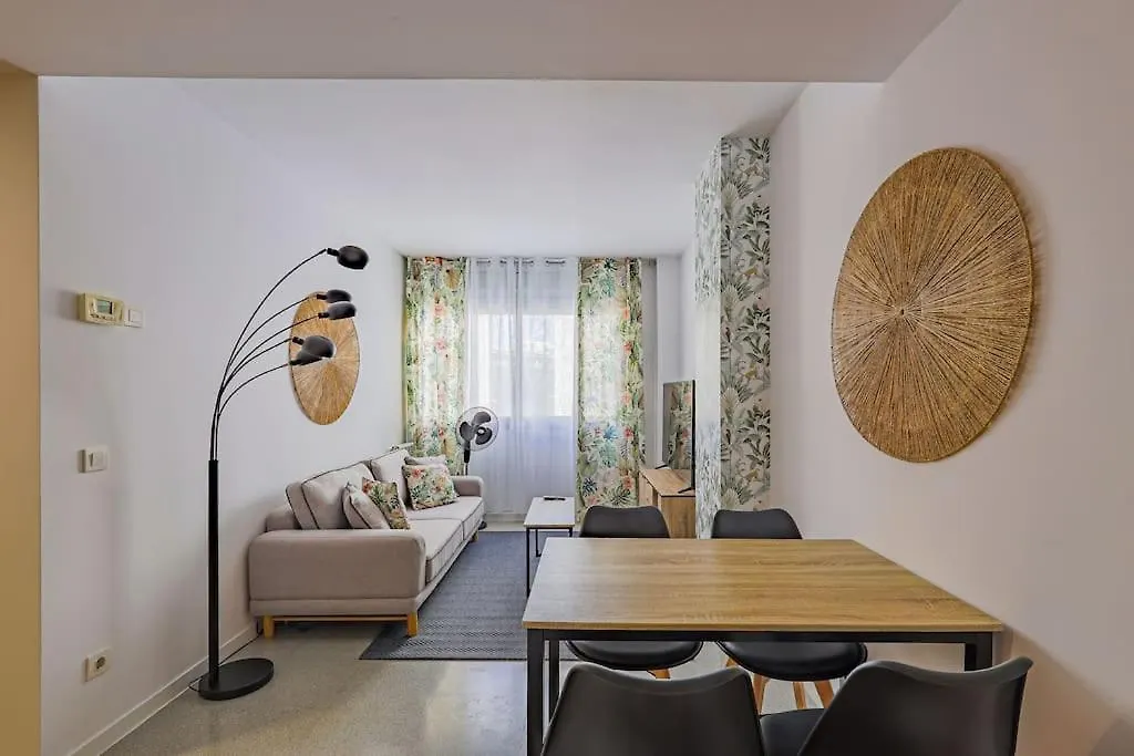 Apartament Alcam Sagrera 41 Barcelona 0*,